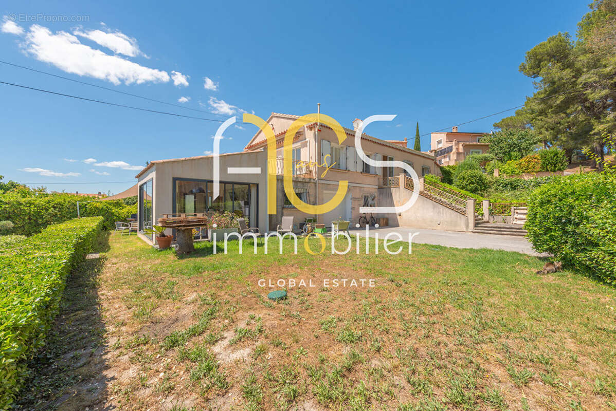 Maison Saint-Julien-Les-Martigues 4 pièce(s) 103m2 + dépendance 65m2 garage piscine - photo 13