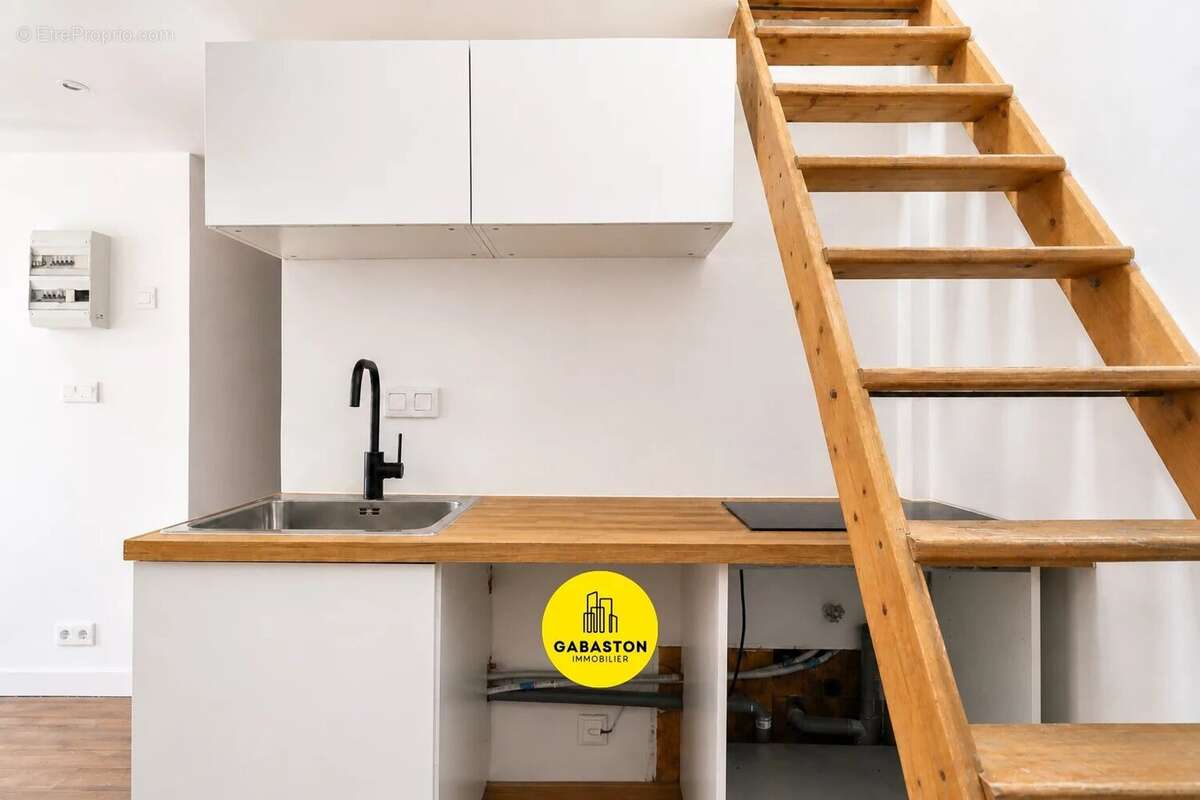 Appartement à MARSEILLE-6E