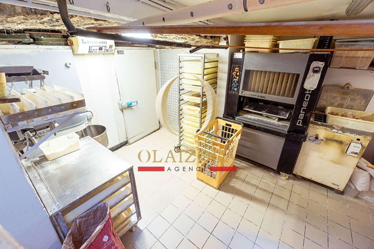 Commerce à BIARRITZ