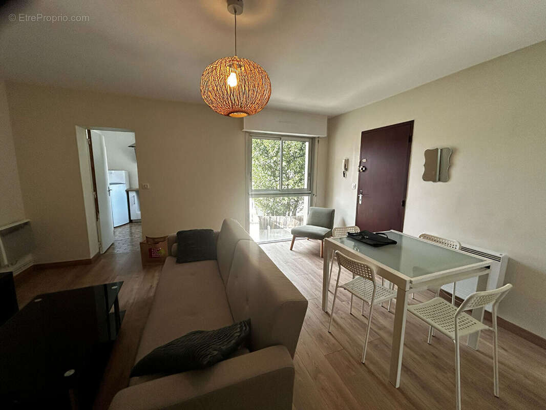 A vendre bordeaux saint jean - appartement t2 de 52 m² - photo 2