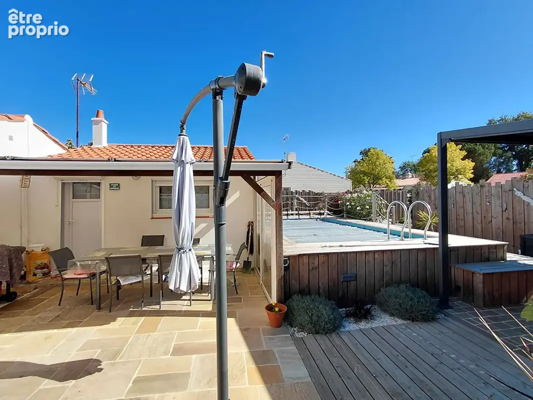 Maison centre ville de challans ! 85 m² hab +  17 m² studio ! - photo 13