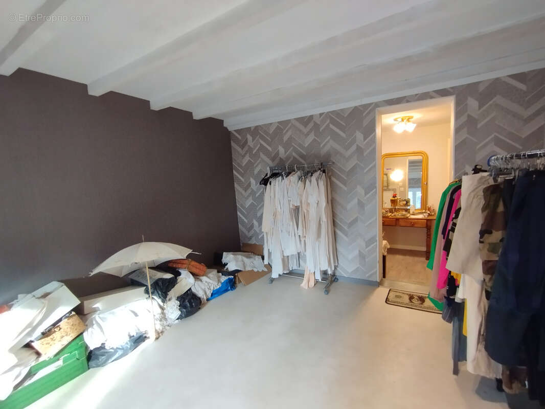 Maison à METAIRIES-SAINT-QUIRIN