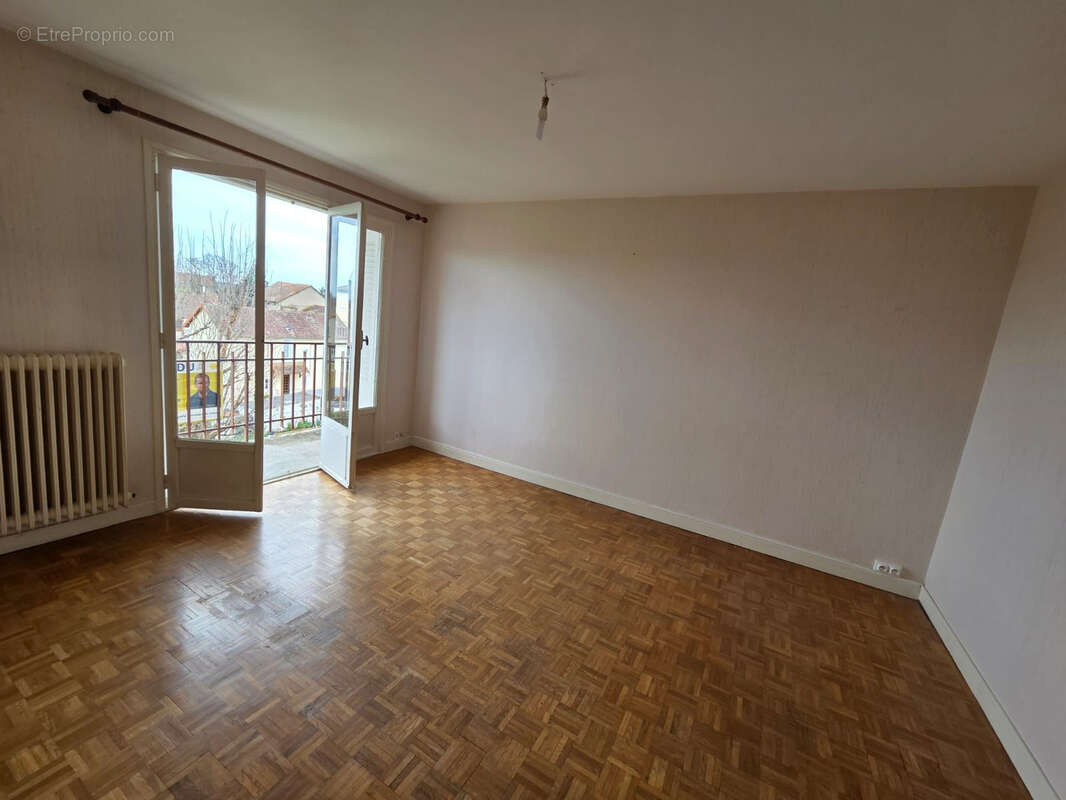 Appartement à VARENNES-SUR-ALLIER