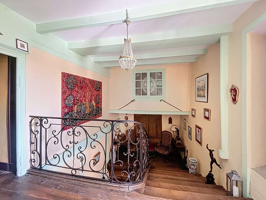 Maison à GRANCEY-LE-CHATEAU-NEUVELLE