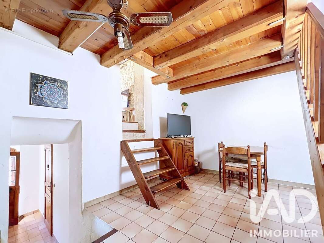 Maison 64 m² à Sigonce  - photo 3
