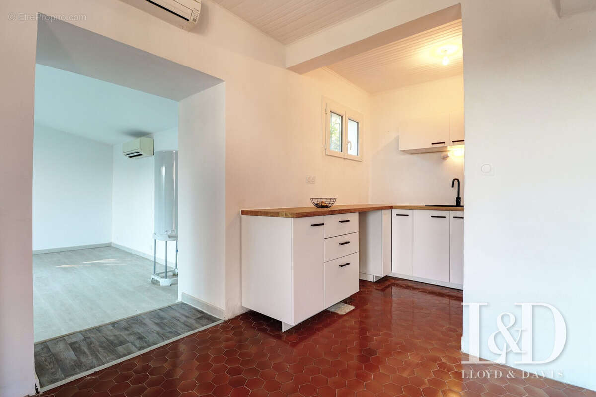 Maison à GARRIGUES-SAINTE-EULALIE