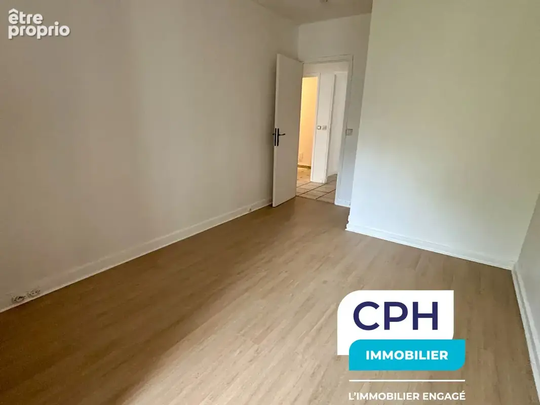 TB situé  à PARLY2, appartement 4 pièce(s) 77 m2 avec jardin. - photo 7