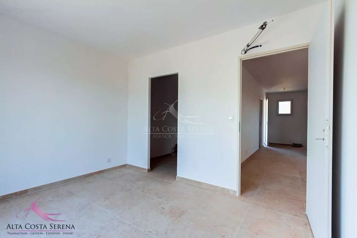 Villa T4 de 114 m² sur Ghisonaccia - photo 14