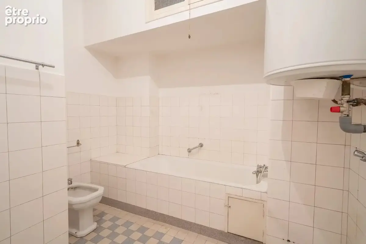 Nice – avenue des fleurs – 3 pièces 86,35 m² – accès indépendant sur rue – jardin – profession libérale - photo 8