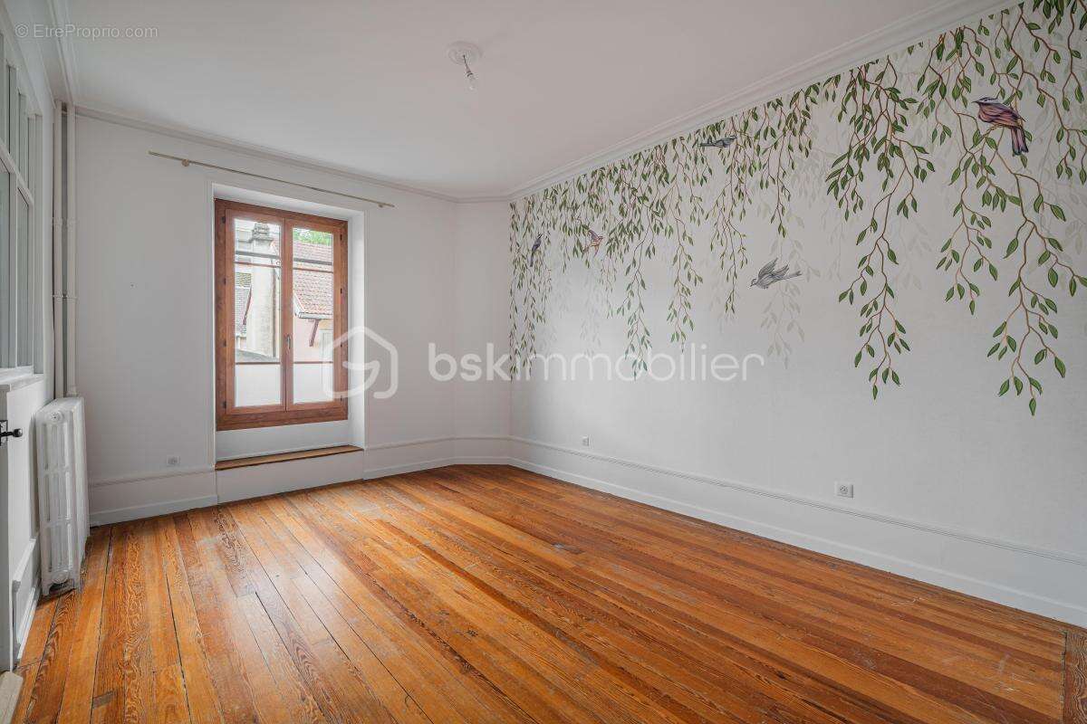 Appartement à AIX-LES-BAINS