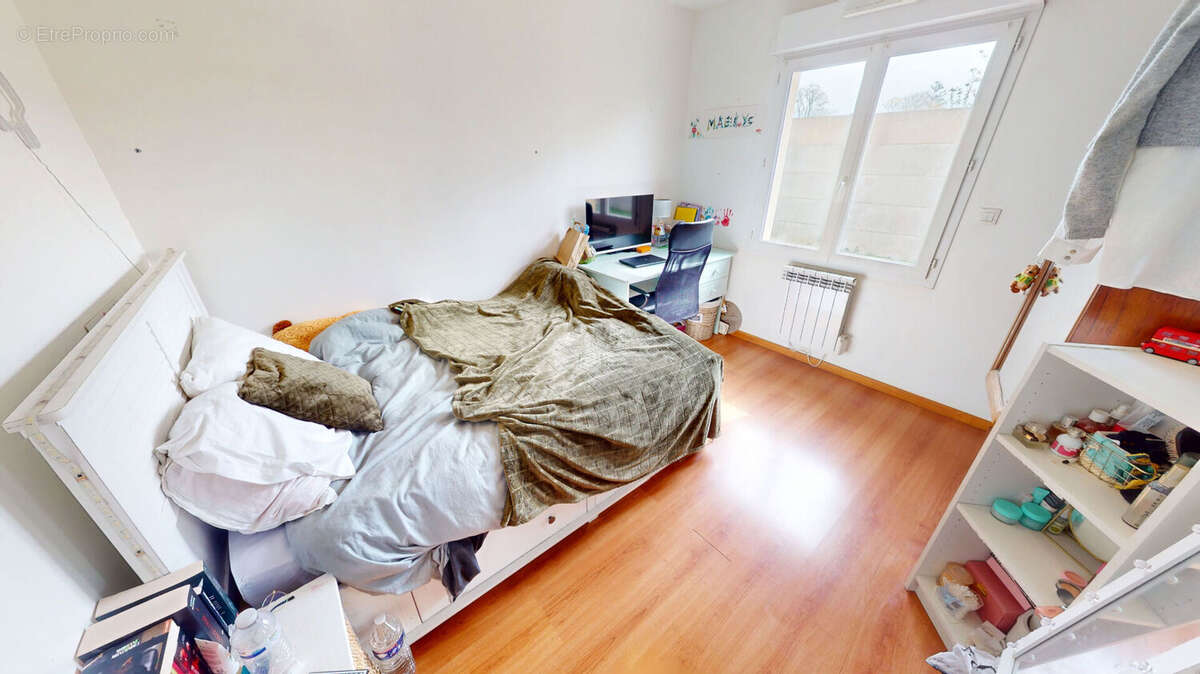 Maison à PORT-EN-BESSIN-HUPPAIN