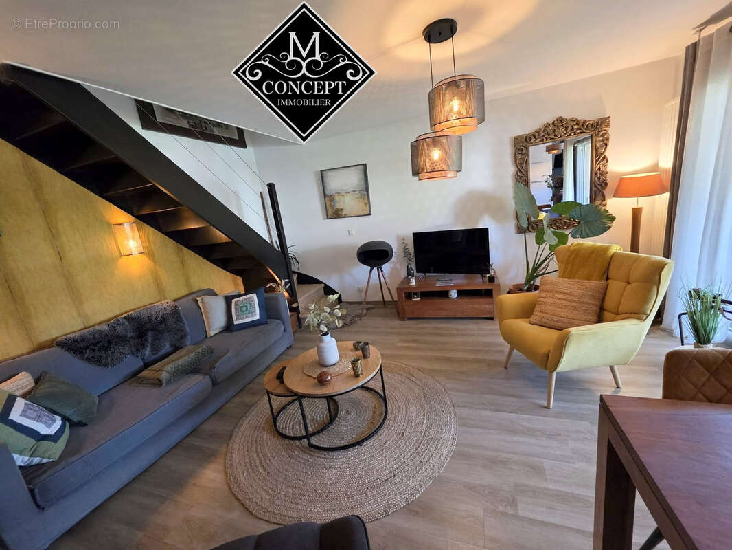 Appartement à QUINTAL