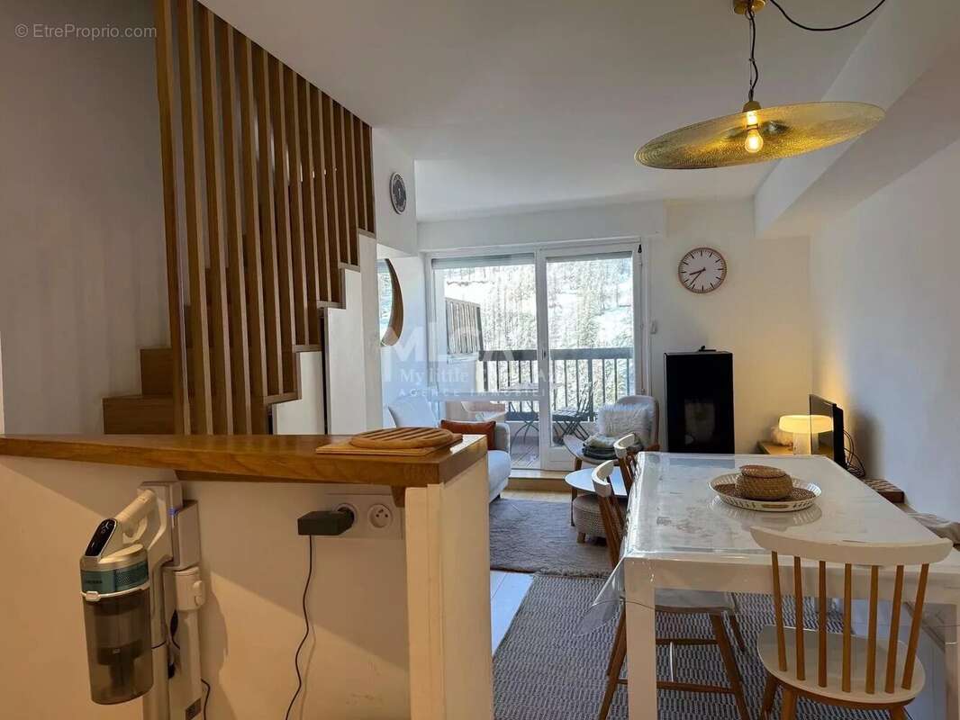 Appartement à SAINT-ETIENNE-DE-TINEE