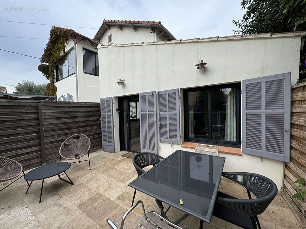 Appartement à SANARY-SUR-MER