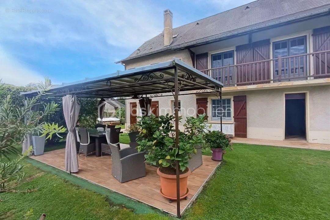 Maison à OLORON-SAINTE-MARIE