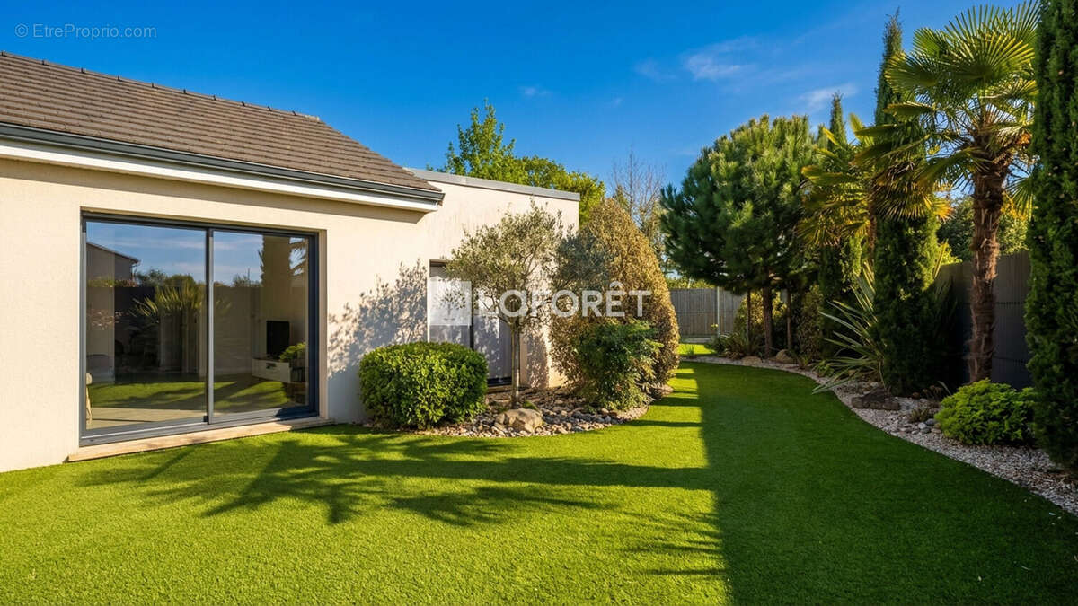 Maison à SAINT-CYR-SUR-LOIRE