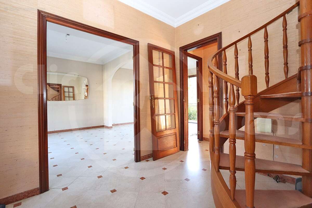 Maison à VELIZY-VILLACOUBLAY