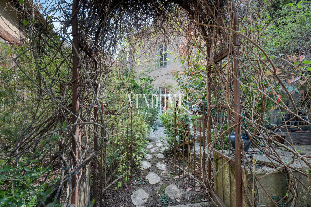 Maison à AUTHON-DU-PERCHE