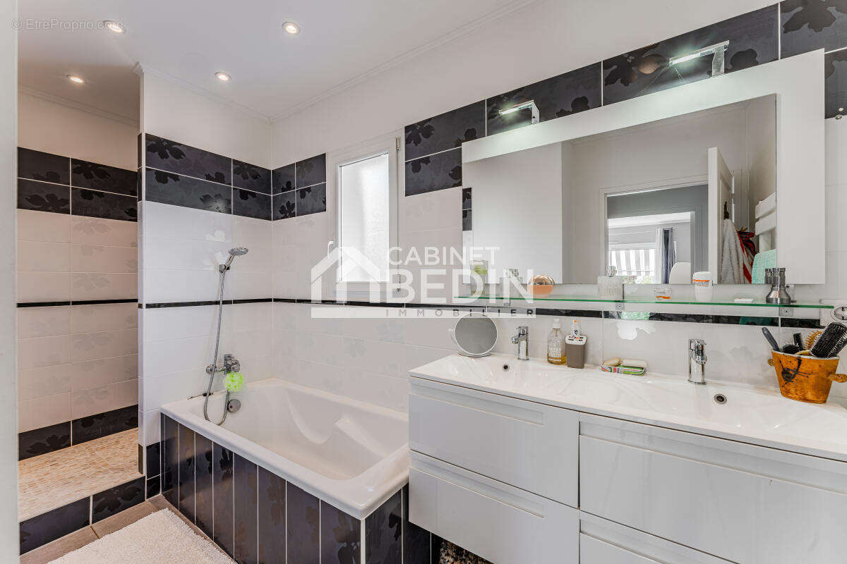 Maison à GUJAN-MESTRAS