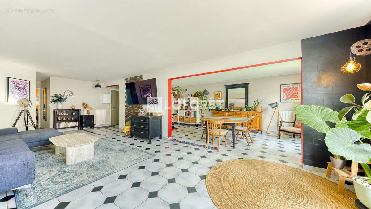 Appartement à ROISSY-EN-BRIE