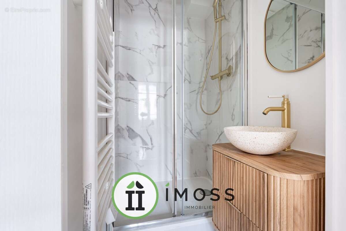 Appartement à PARIS-18E