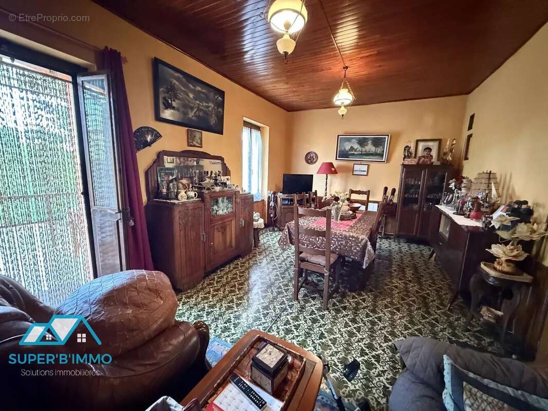 Maison à BOURNONCLE-SAINT-PIERRE