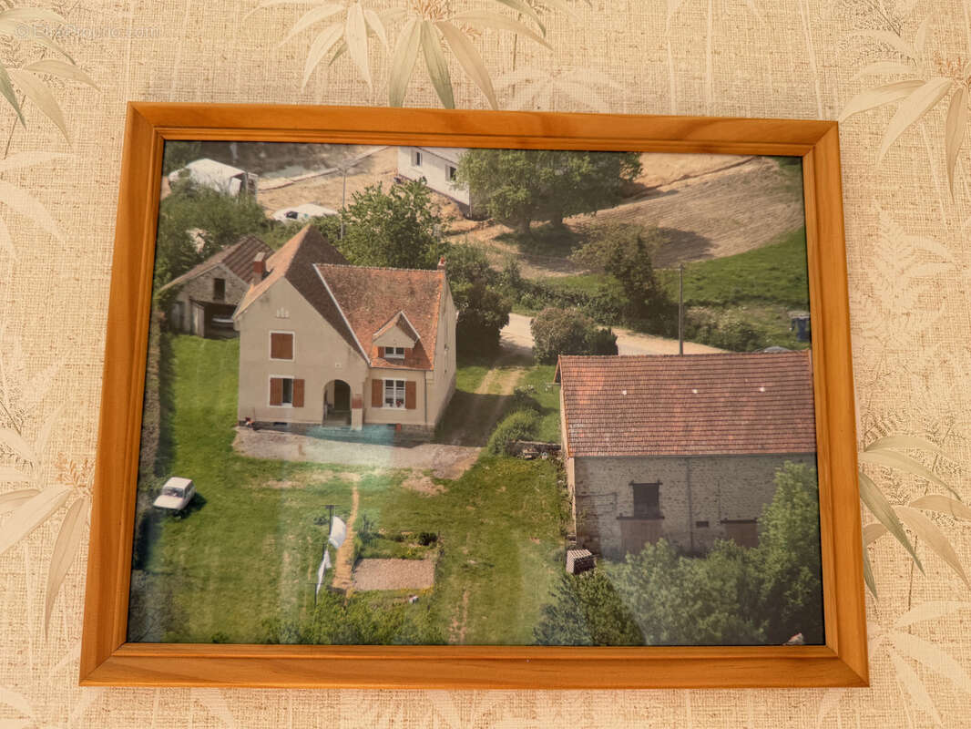 Auv 1226 : Maison typique, grange, puits, calme, vue, 3 849m2 - photo 24