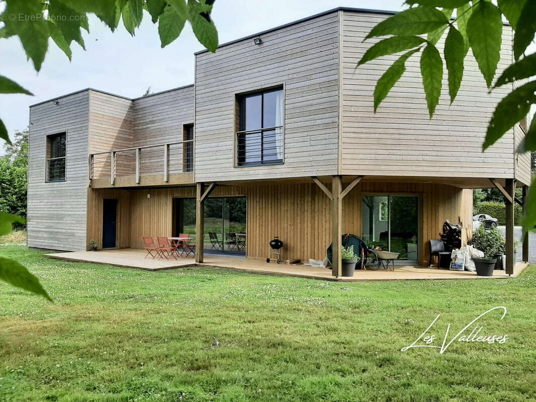 Maison à LE TORP-MESNIL