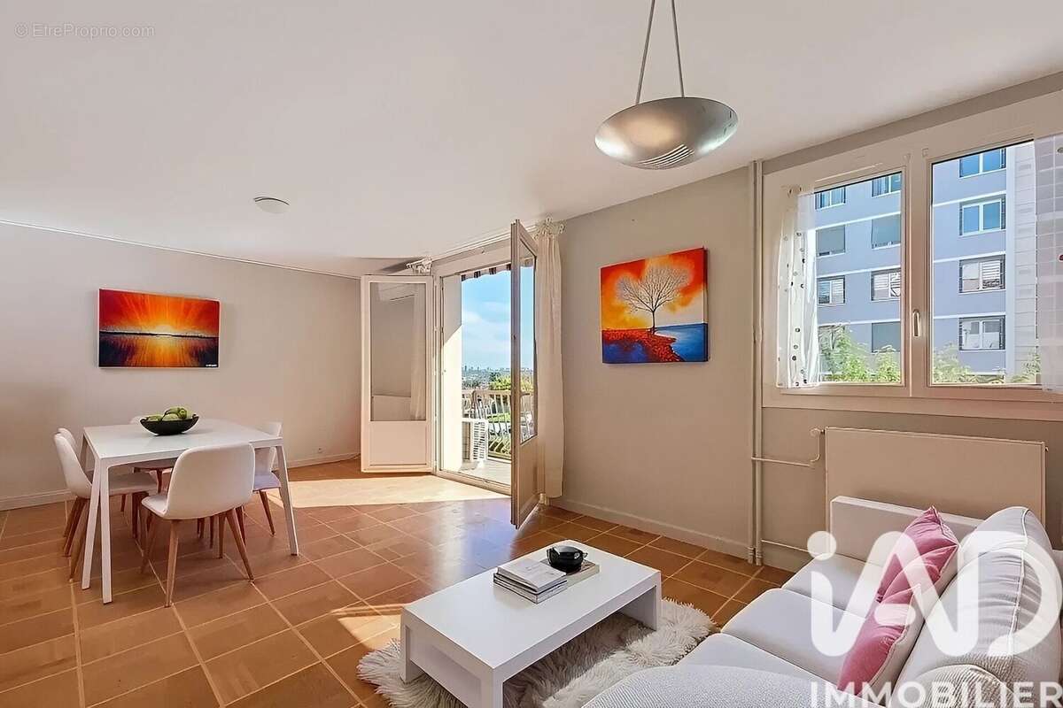 Photo 4 - Appartement à OULLINS