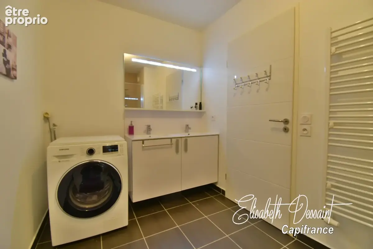 EXCLUSIVITE – Superbe T3 de 67 m² à Bayonne – Vue dégagée sur parc, terrasse plein ouest, parking en sous sol & cave - photo 7