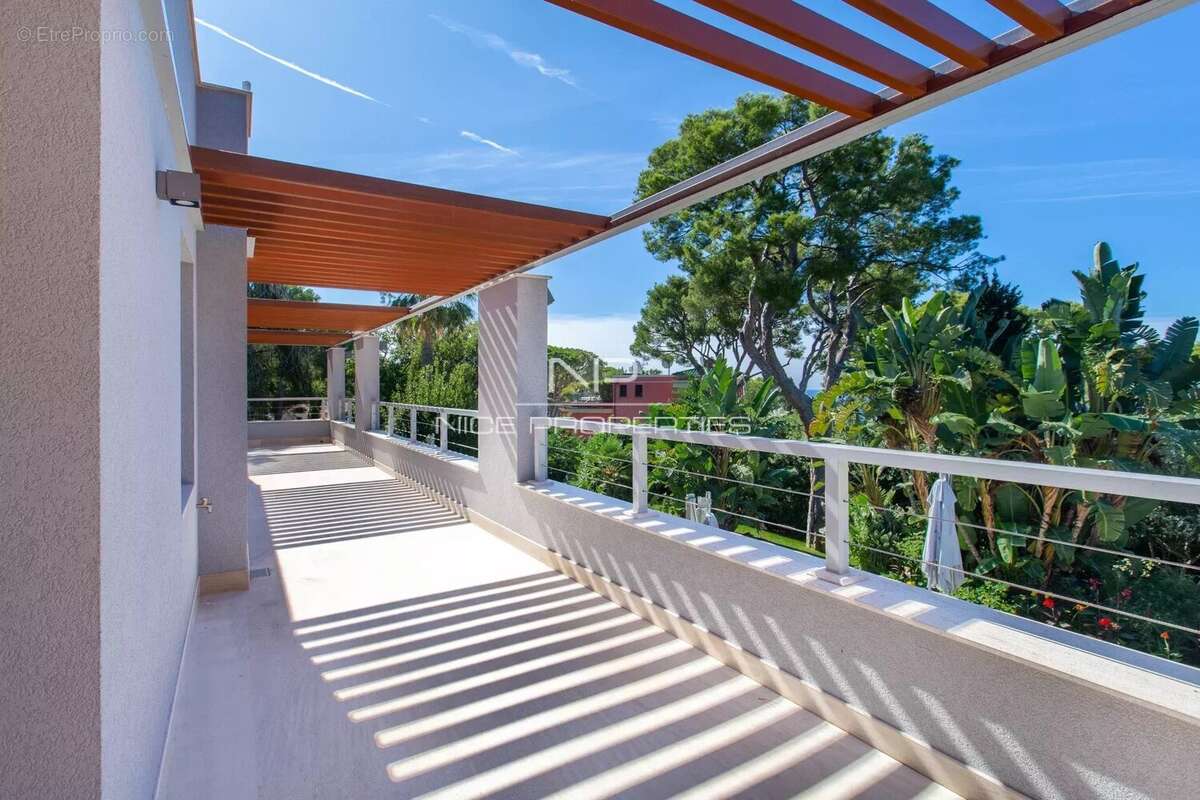 Maison à SAINT-JEAN-CAP-FERRAT