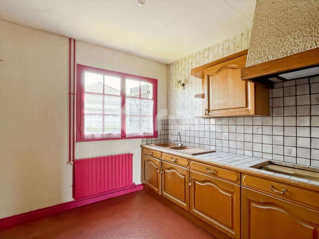 Maison à LA CROISILLE