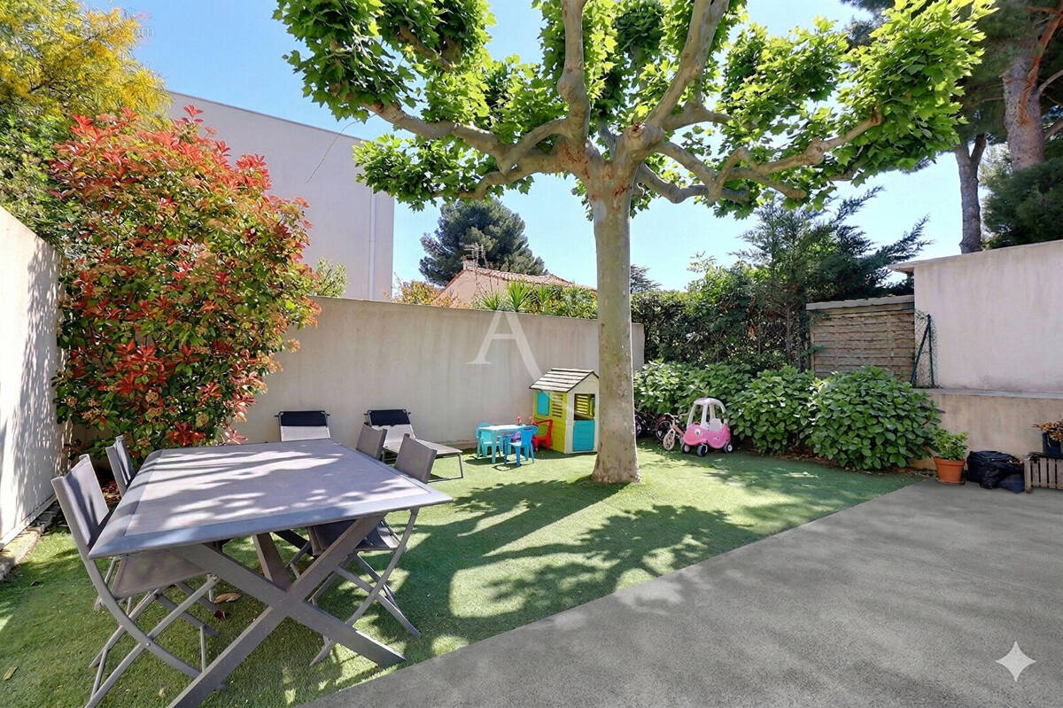 Appartement à MARSEILLE-12E