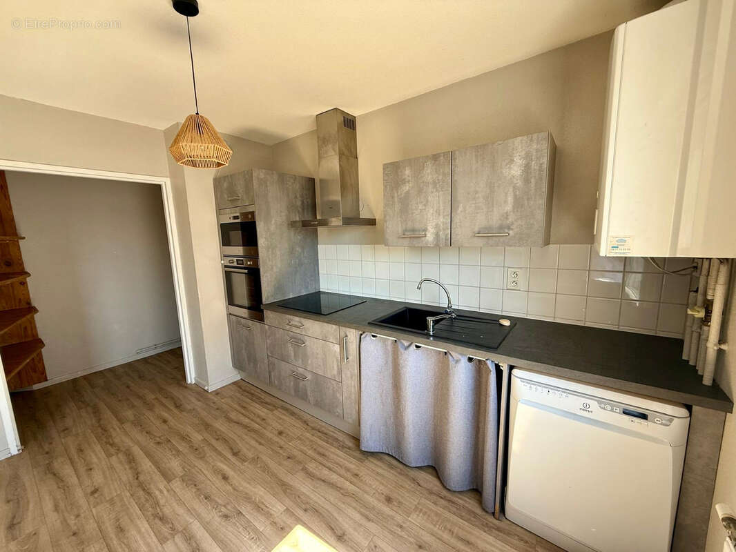 Appartement T3 PMR d’exception en plein cœur de Roanne   Confort, accessibilité et garage - photo 3