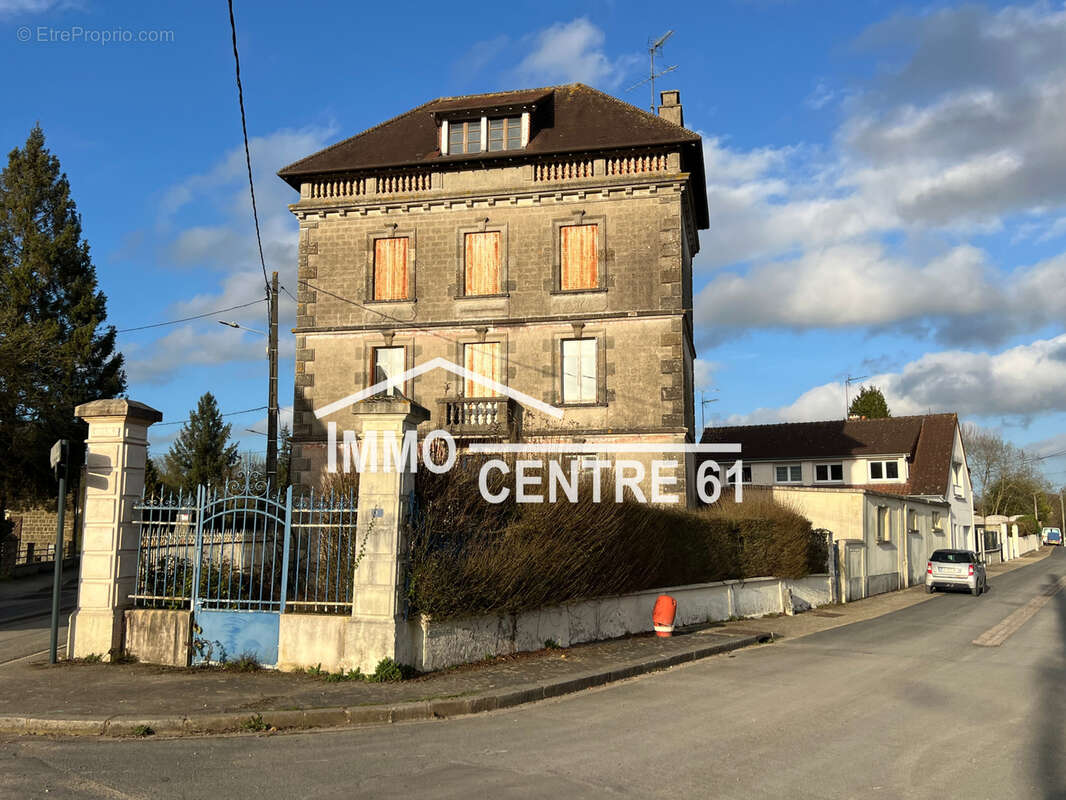 Maison à LA FERTE-MACE