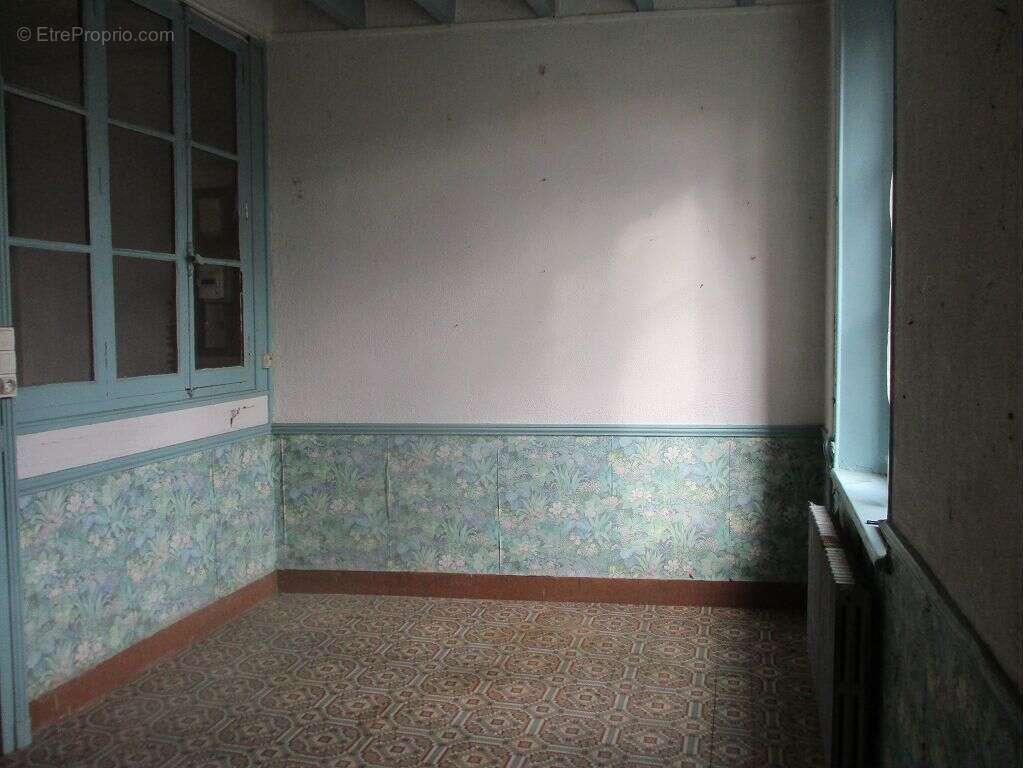 Maison à LA SELLE-SUR-LE-BIED