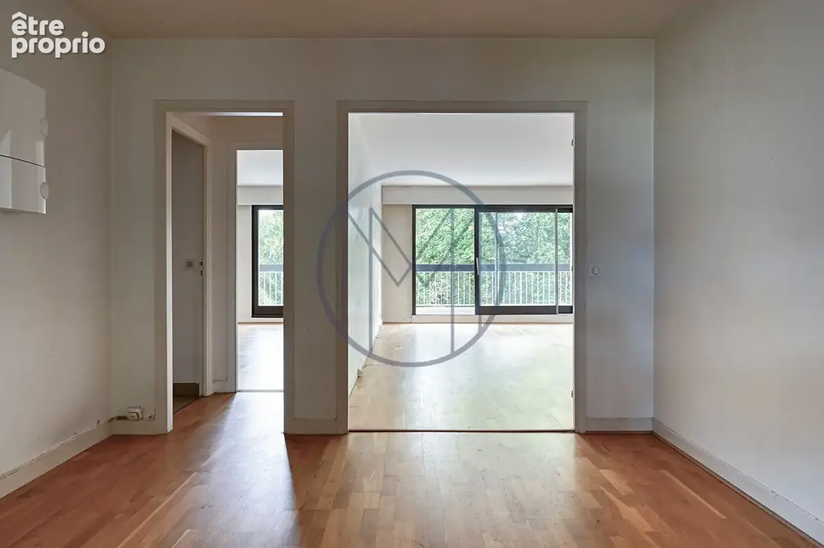 Appartement Versailles 5 pièce(s)-secteur Pershing-Ascenseur-Balcons-Gardien - photo 11