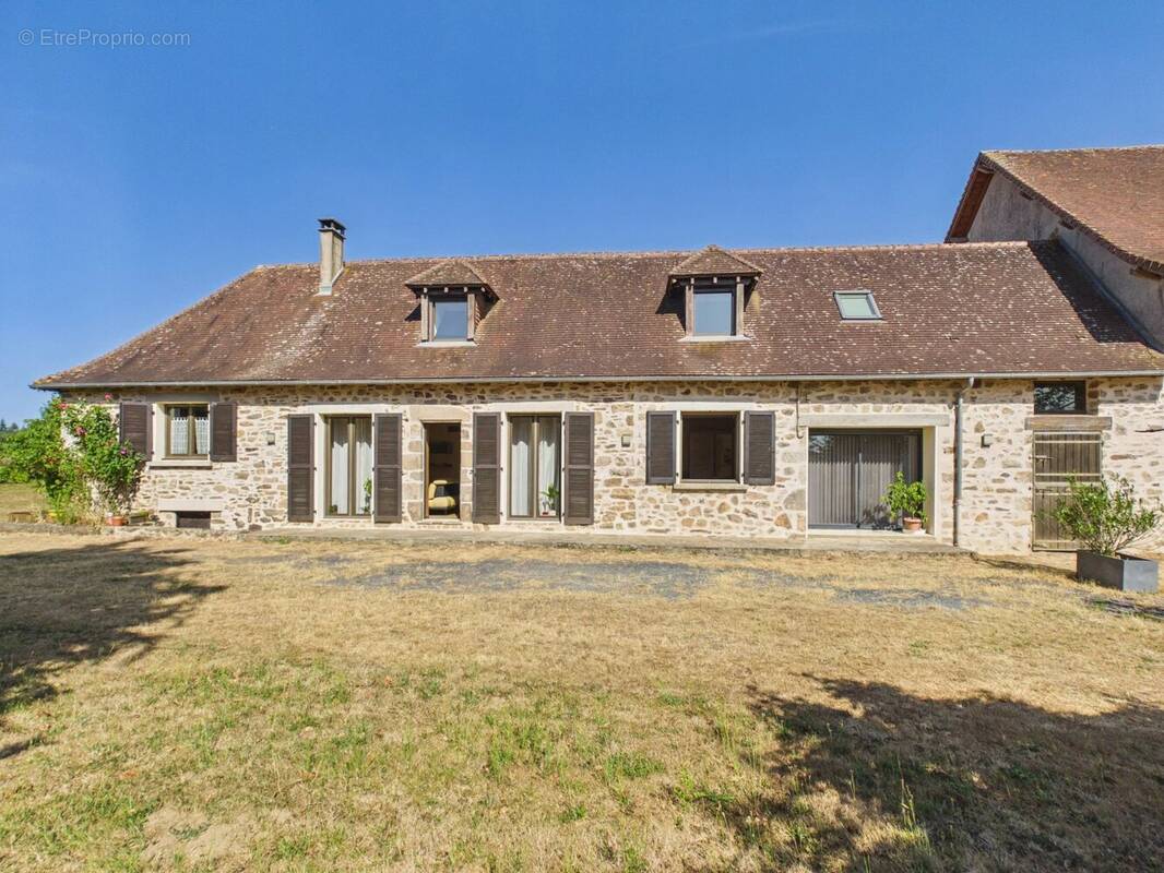 Maison à LA MEYZE