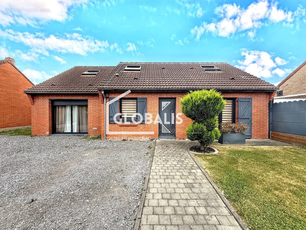 Bien rare sur le secteur - Maison 135m2 3 chambres à Monchecourt - photo 1