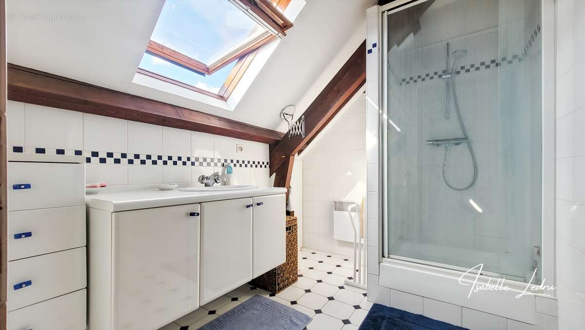 Maison à SION-LES-MINES