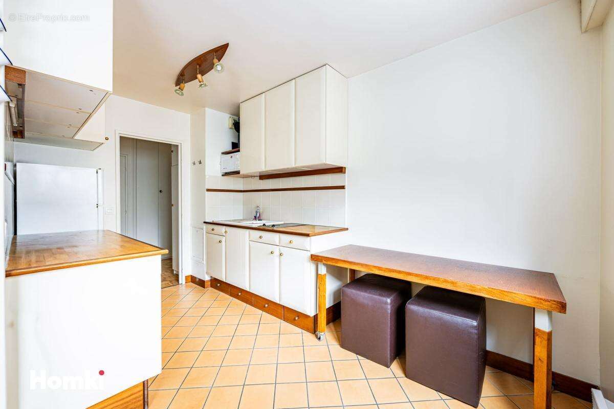 Appartement à PARIS-9E