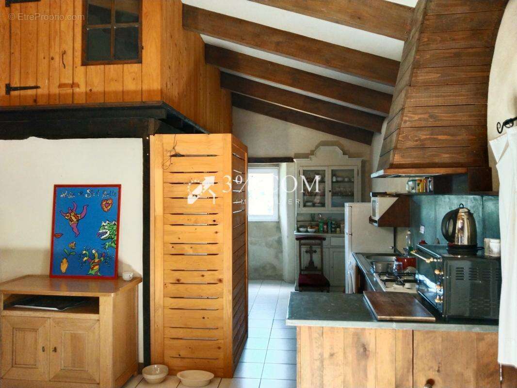 Maison à SAINT-GENEST-LACHAMP