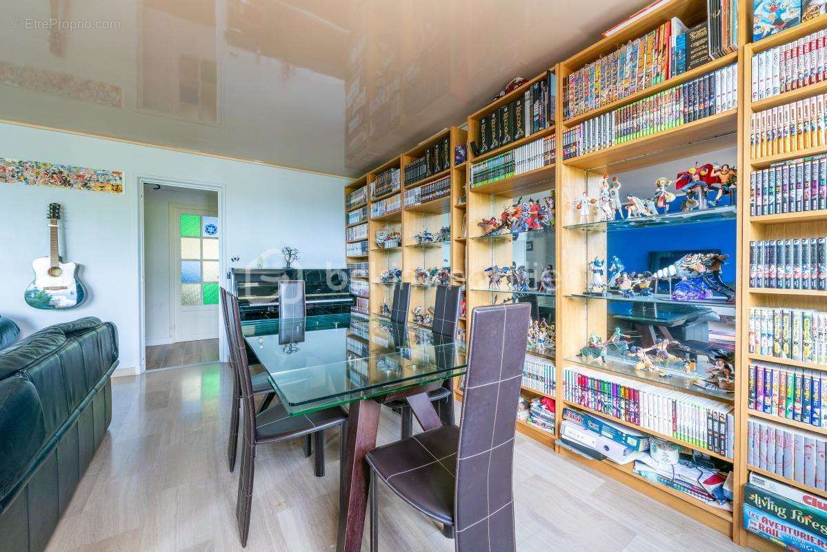 Appartement à FONTENAY-SOUS-BOIS