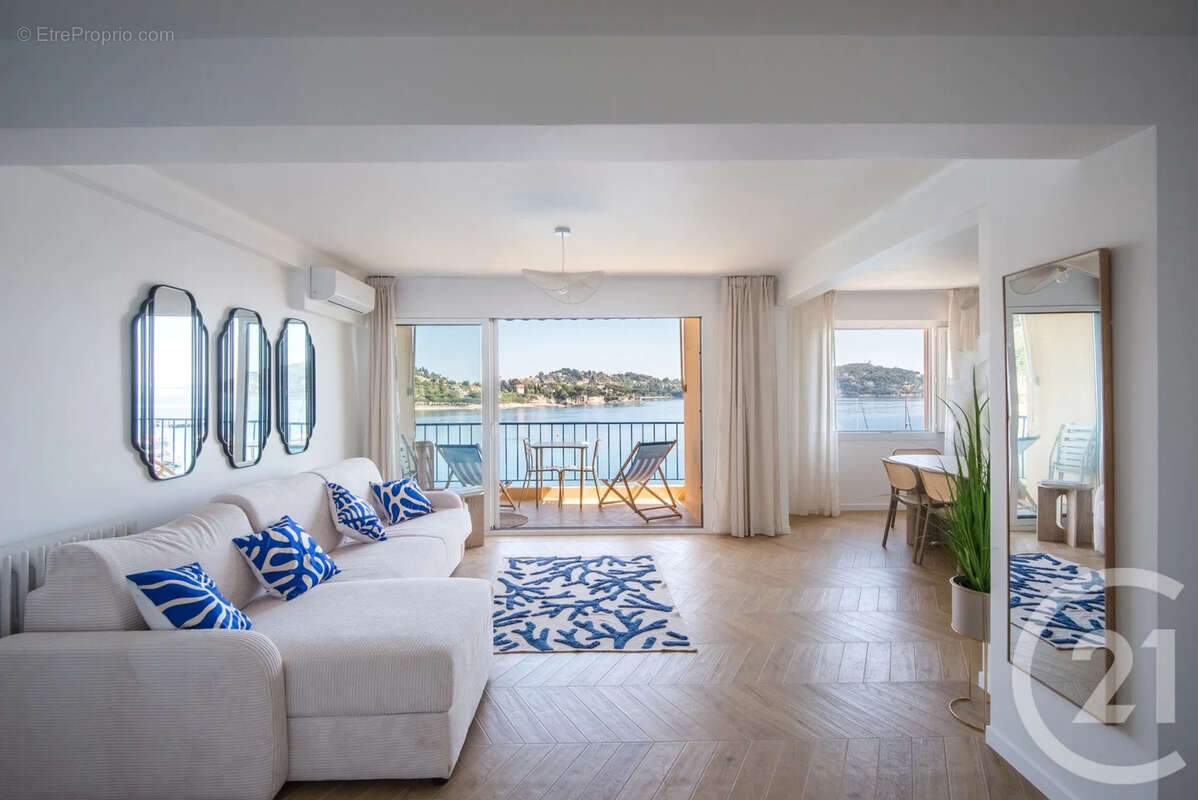 Appartement à VILLEFRANCHE-SUR-MER