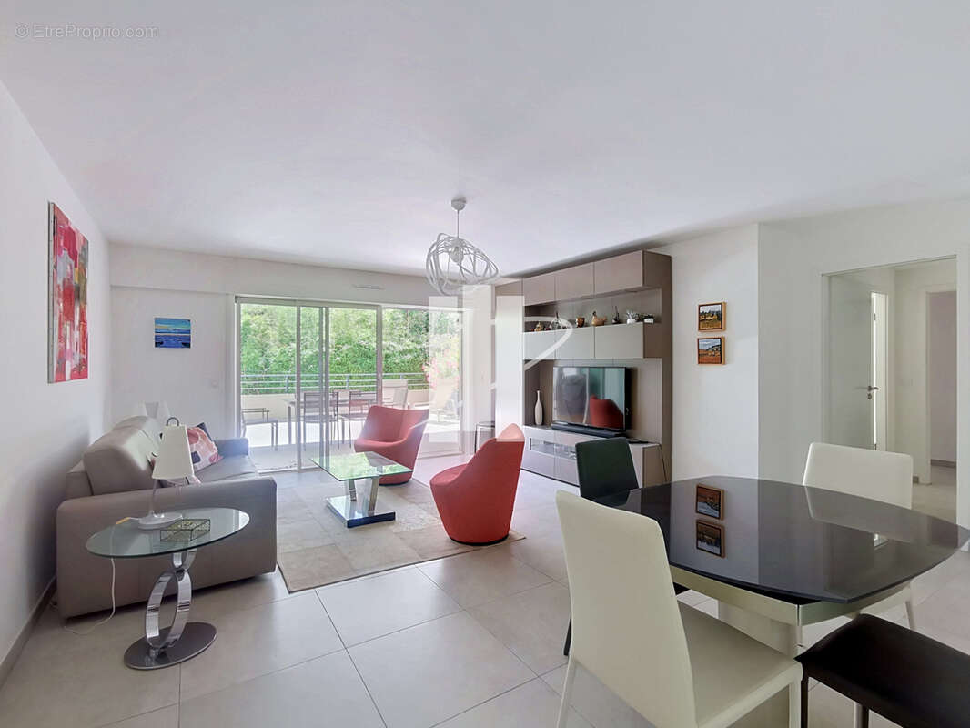 Appartement à SAINT-RAPHAEL