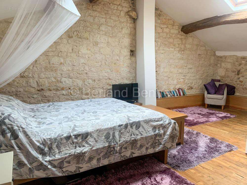 Maison à SAUZE-VAUSSAIS