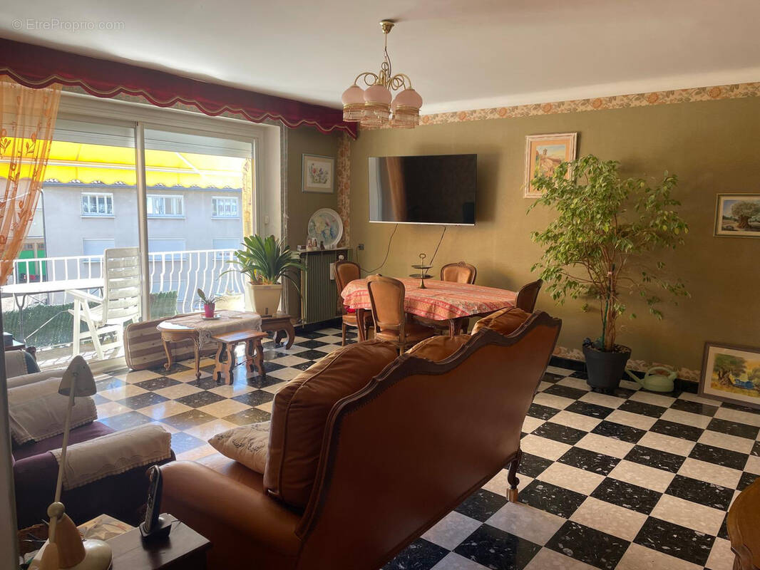 Appartement à LANGOGNE