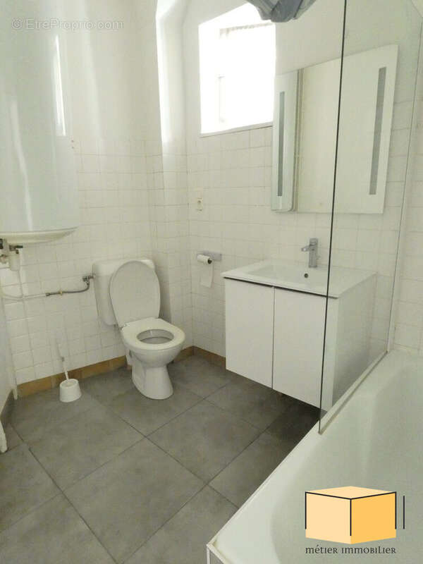Appartement 248 m² à Belley  - photo 8