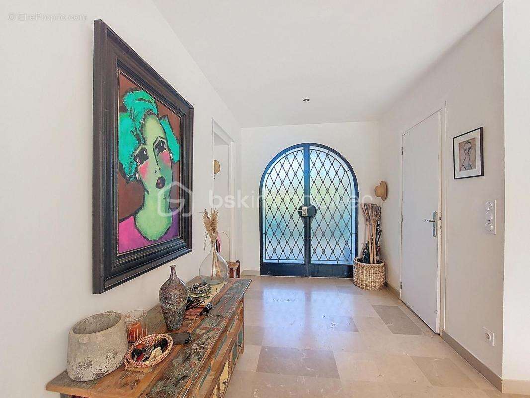 Maison à SIX-FOURS-LES-PLAGES