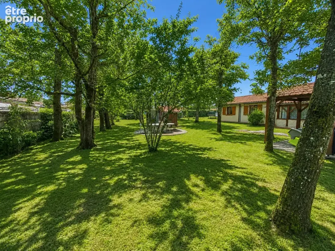 Maison 6 pièces 147 m² à vendre à Parempuyre (33290) - photo 2